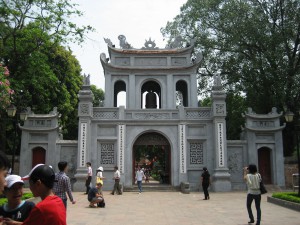 Eingang zum Literaturtempel in Hanoi
