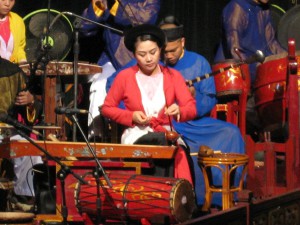 Im Old Quarter von Hanoi: Das bekannte Wasserpuppentheater Mua Roi Nuoc